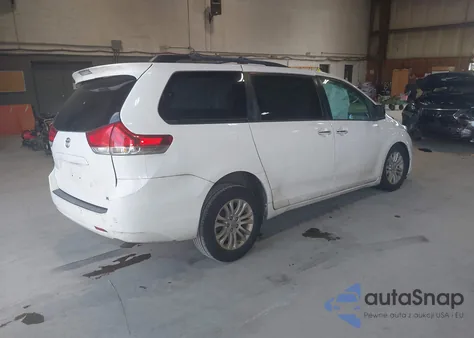 2014 Toyota Sienna Xle V6 8 Passenger из США, поврежденный, VIN 5TDYK3DC7ES428980